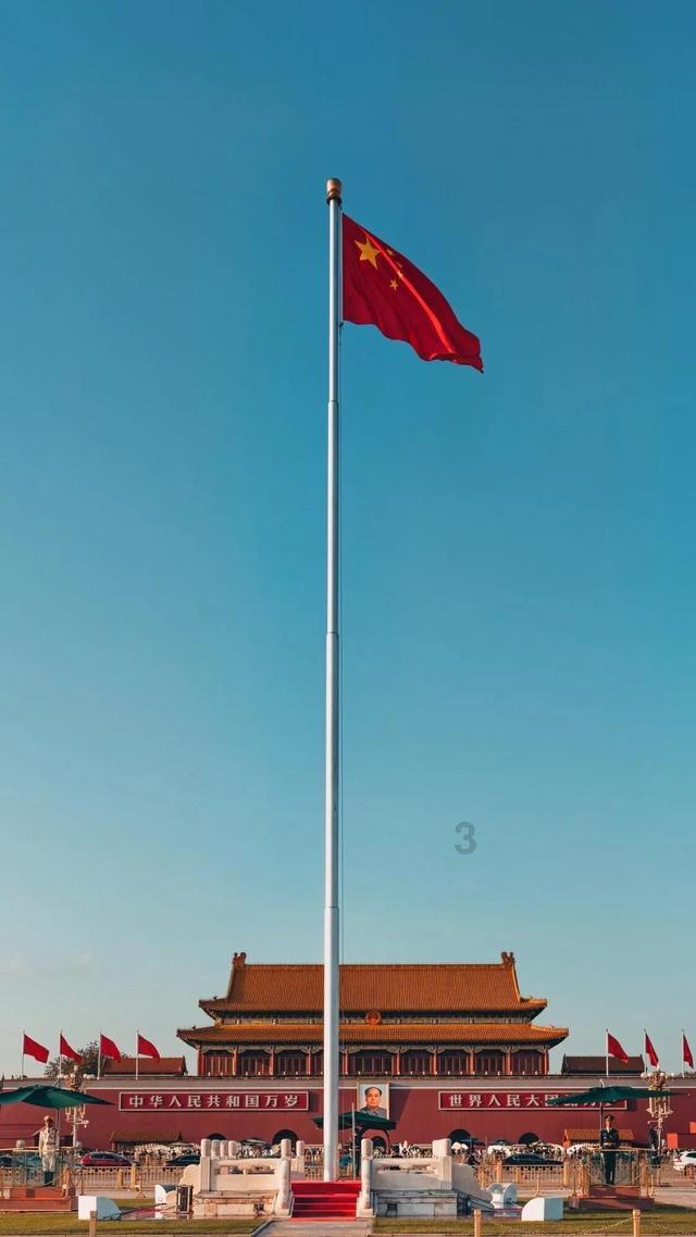 拯救电力塔的泰坦